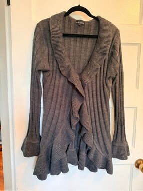 Women's Gray Ruffled Open Cardigan Sweater